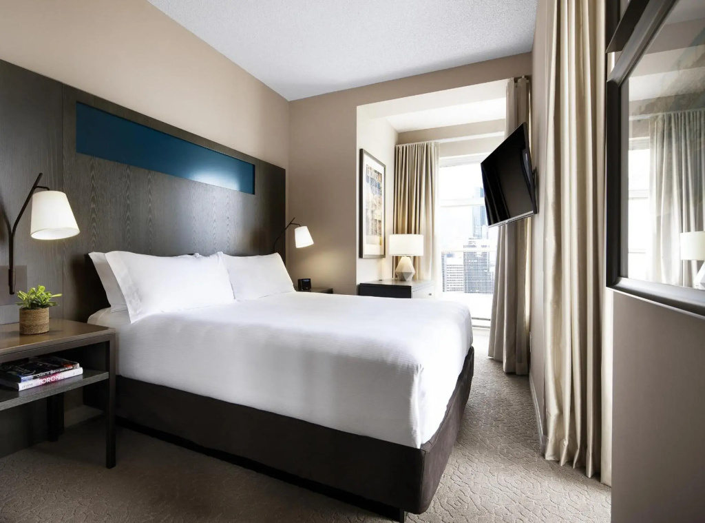 One King West Hotel & Residence, photo 4