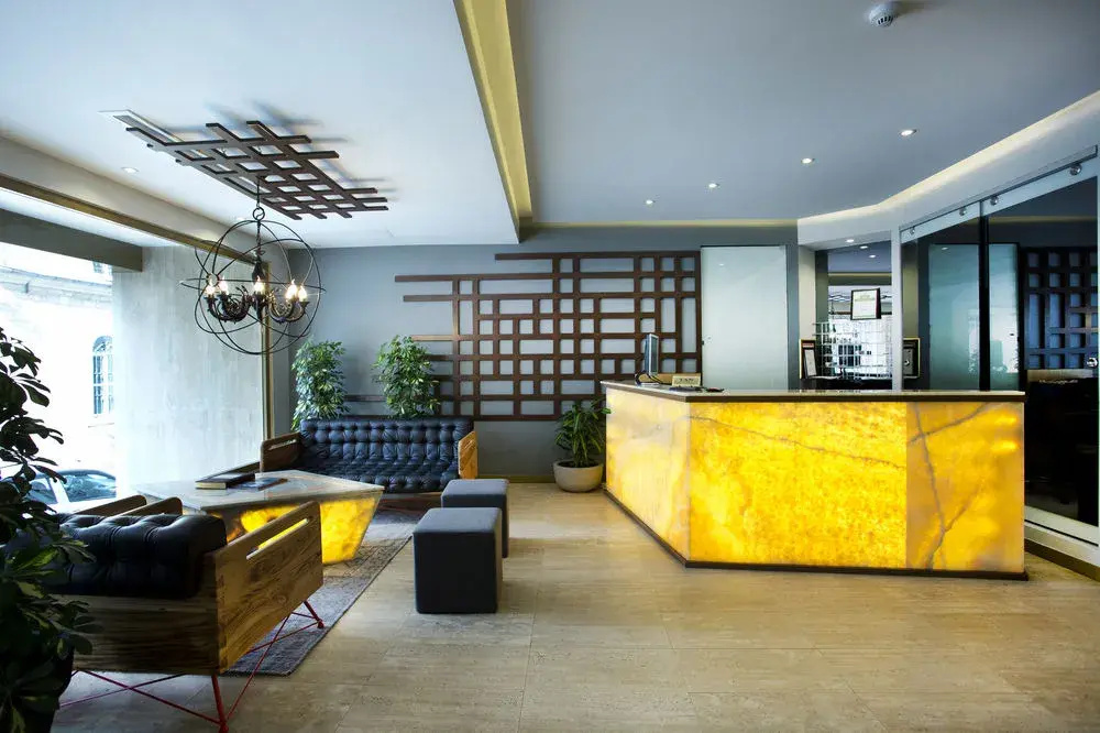 Tan Hotel — photo 2