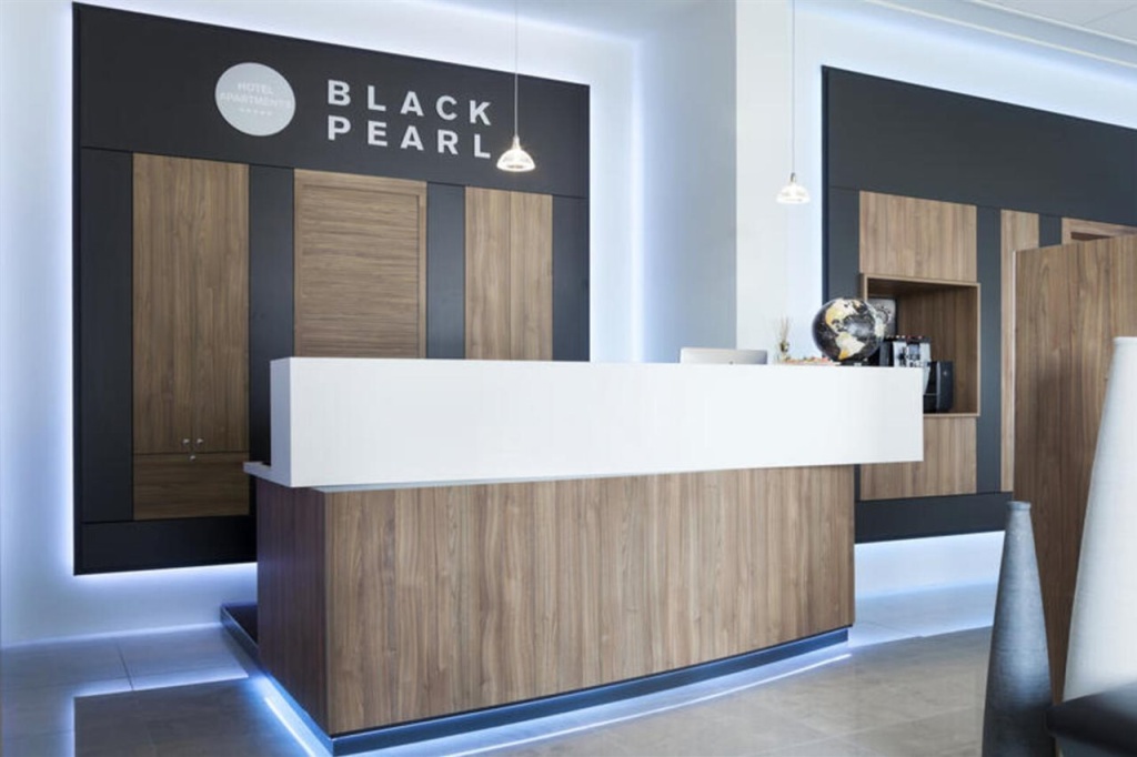 Black Pearl Luxury Apartments