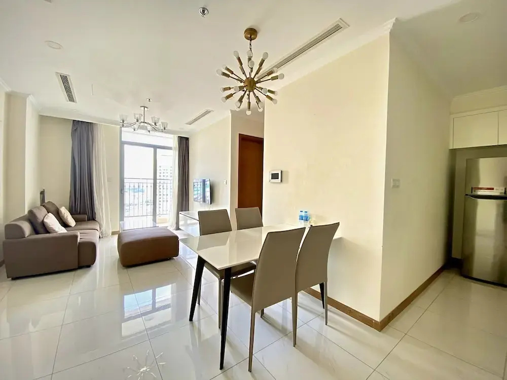 V. home, photo 4