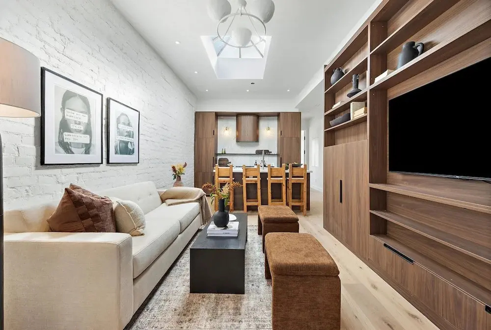 The Brick Hotel, photo 2