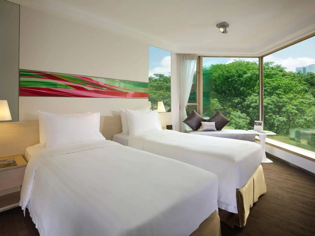 The Royal Pacific Hotel & Towers, photo 5