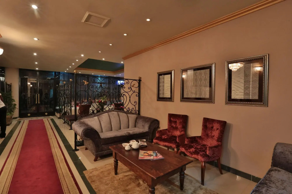 The Residence Suite Hotel — photo 2