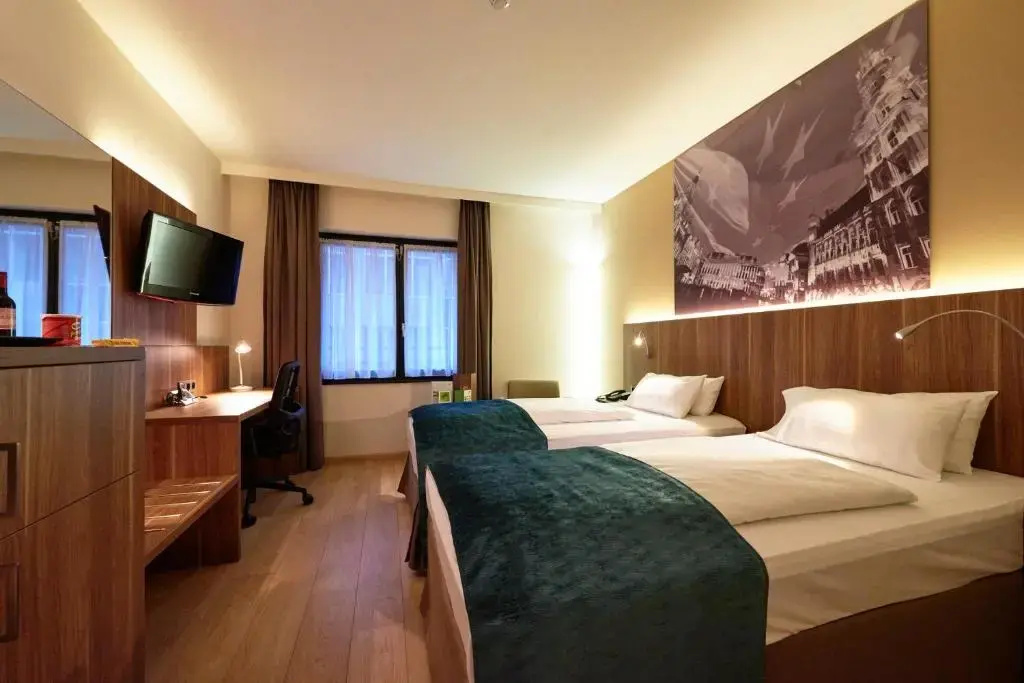 Holiday Inn Brussels Schuman — photo 7