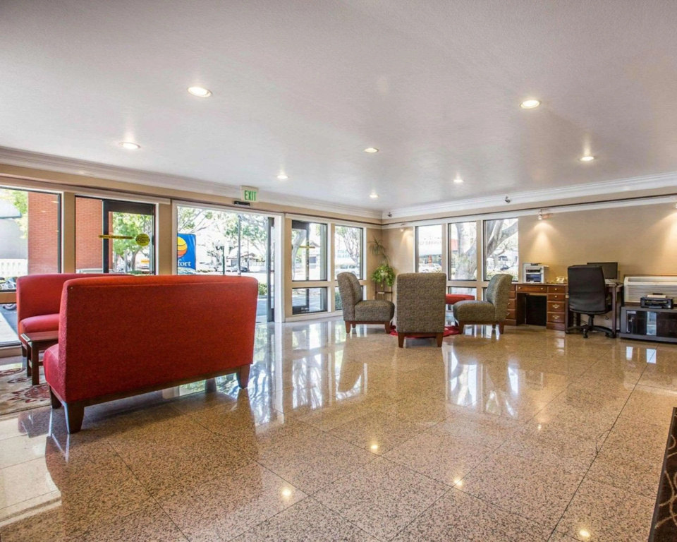 Hyland Inn Pasadena Civic Auditorium, photo 2
