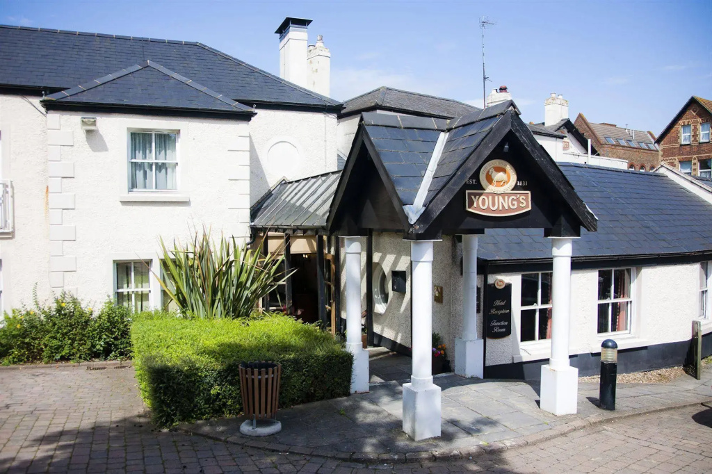 The Dukes Head Hotel