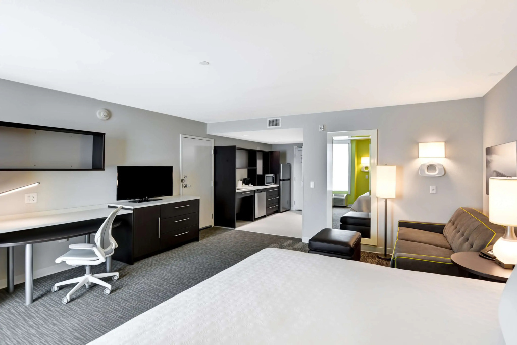 Home2 Suites by Hilton Azusa, photo 4