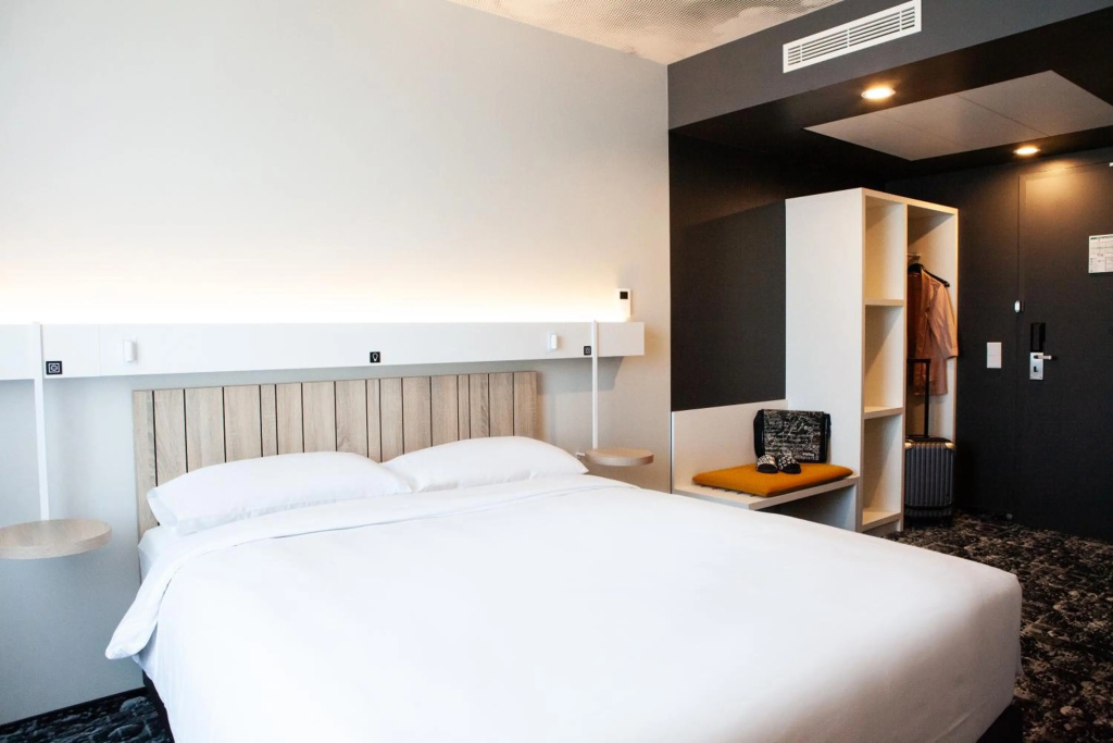 Ibis Berlin Airport — photo 6