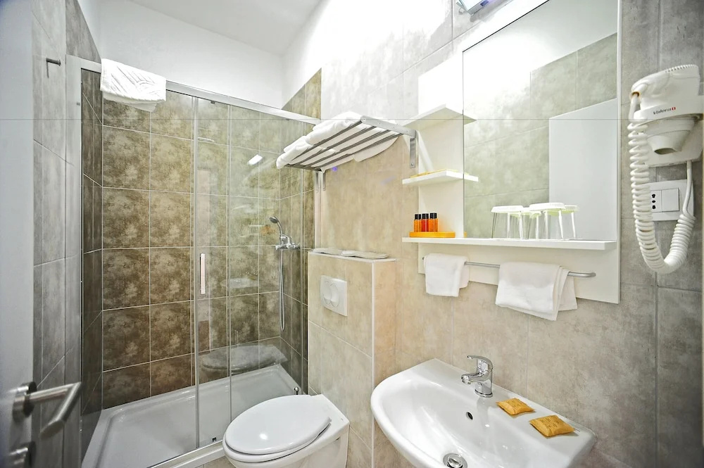 Valenti Rooms — photo 8