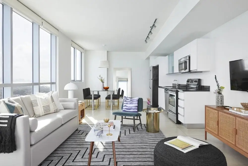 Monte Carlo Miami Beach Condo by Mare DAzur, photo 4