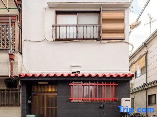 Up to 8 people/6 minutes to Namba/Good atmosphere house/wi-fi/Osaka trip/87m2