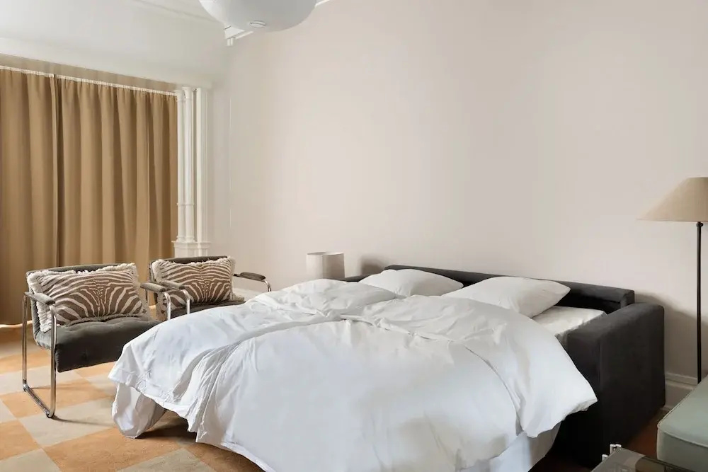 Royal Neighbors - 4 bedrooms - 2 bathrooms, photo 2