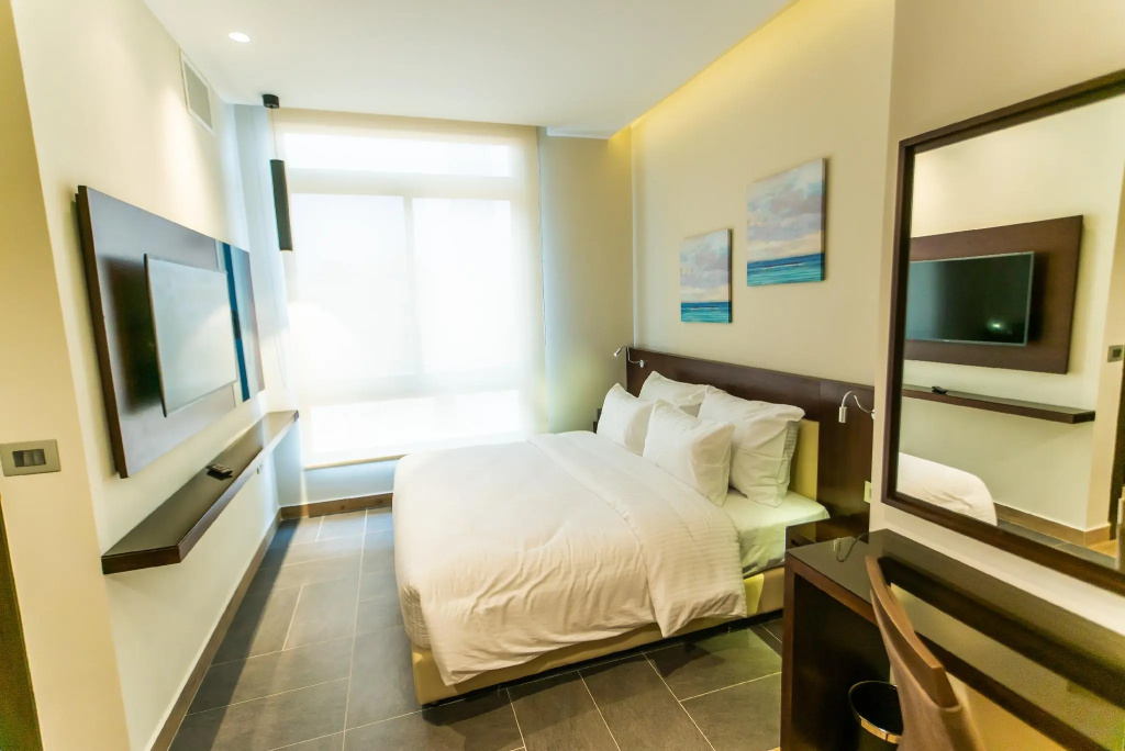 The Compass Hotel, photo 2