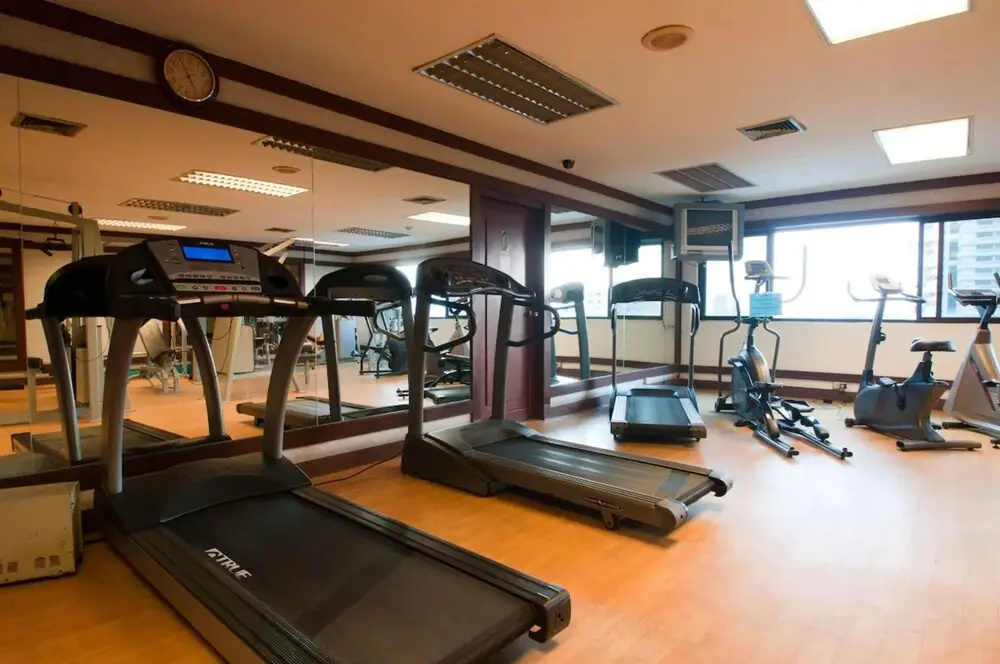 Apartments Omni Tower Direct Rooms Sukhumvit Soi 4, photo 2