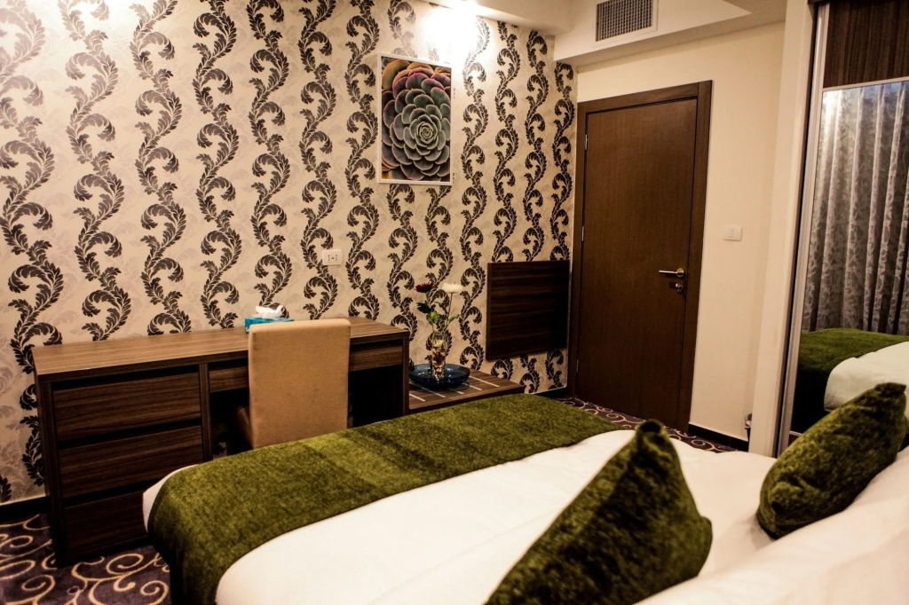 Almond Hotel Apartments — photo 7