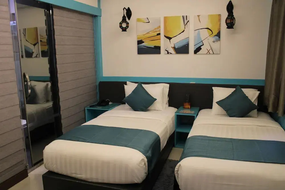 The Hive Beach Hotel — photo 6