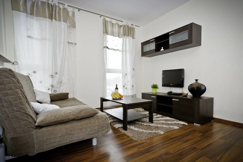 Senator Warsaw Apartments — photo 2