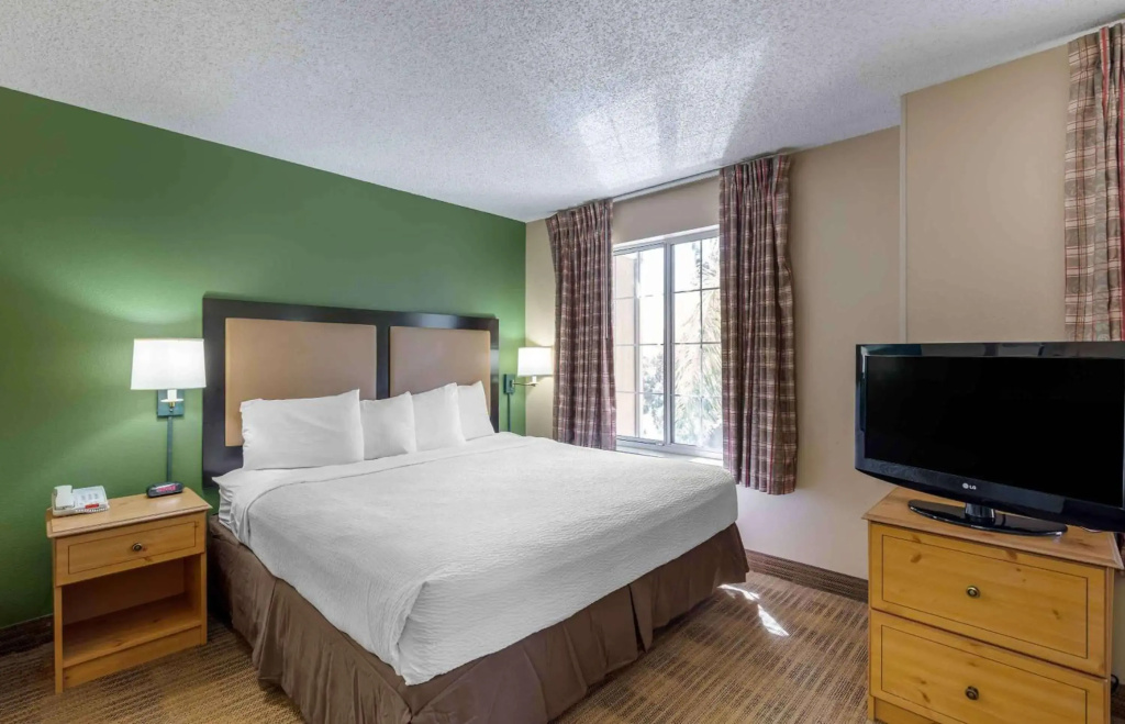 Extended Stay America Suites Los Angeles Glendale, photo 5