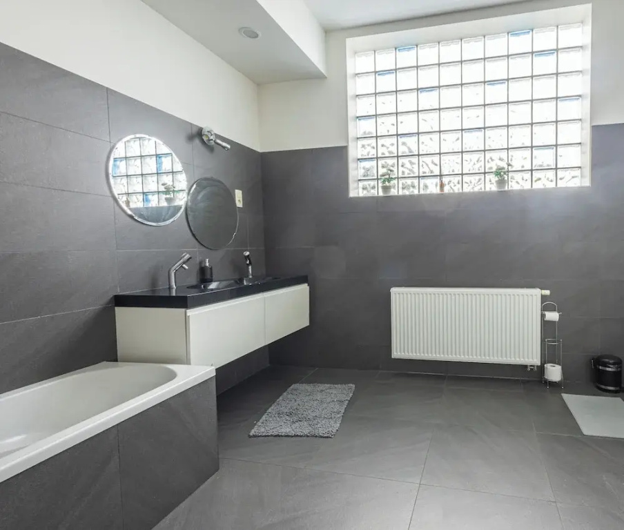 Chambres Cosy dans Une Grande maison — photo 6