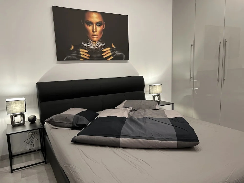 Amazing 2-Room Penthouse Cityview W13, photo 2