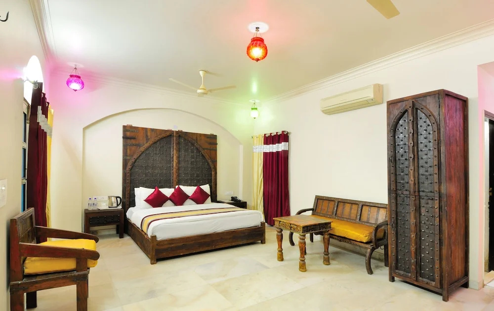 Staybook - Jyoti Mahal A Heritage Hotel, photo 3