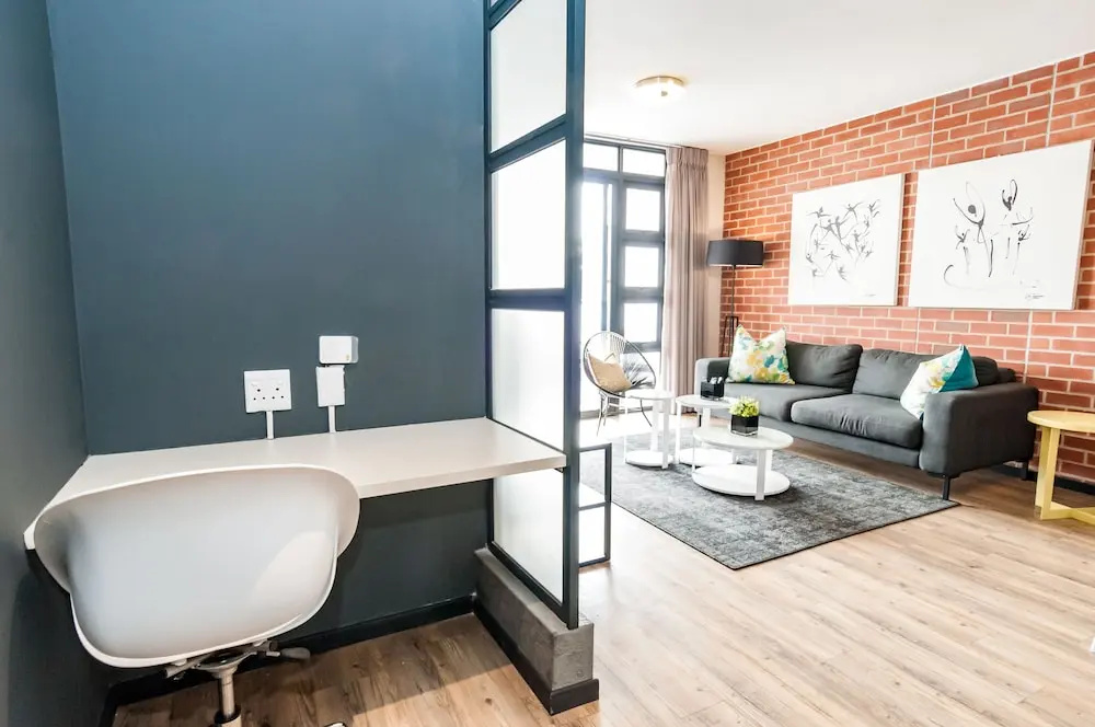 The Vantage Apartments