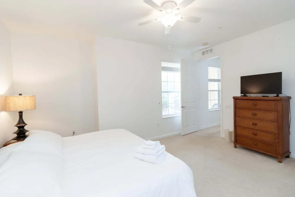 Condo 5min-universal Spacious Condo Vc101, photo 5
