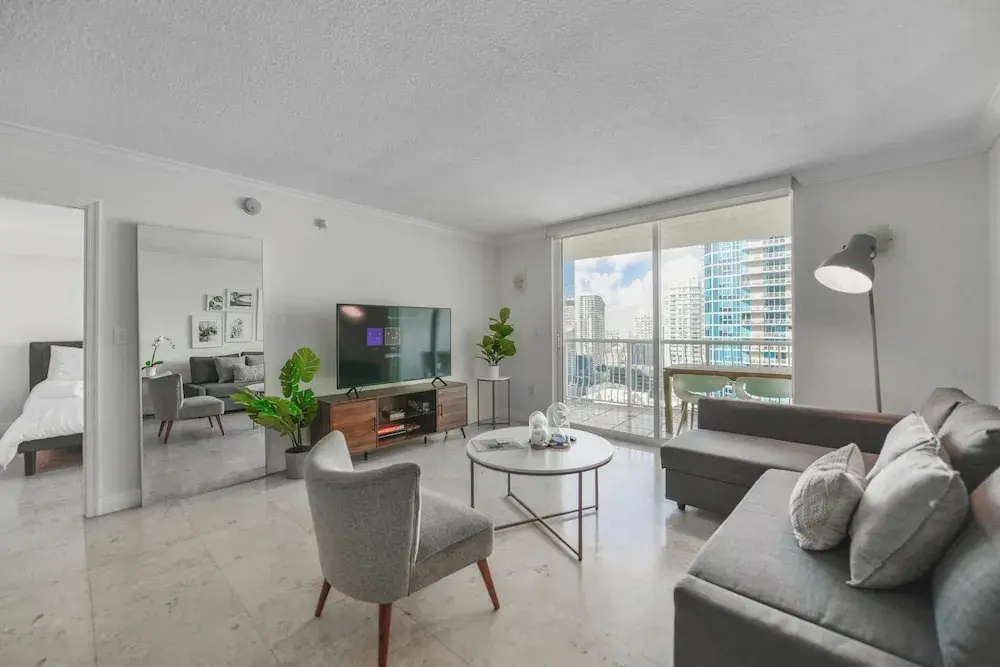 Centric 40thFloor Brickell Condo FREE parking by Palermo Home Miami — photo 7