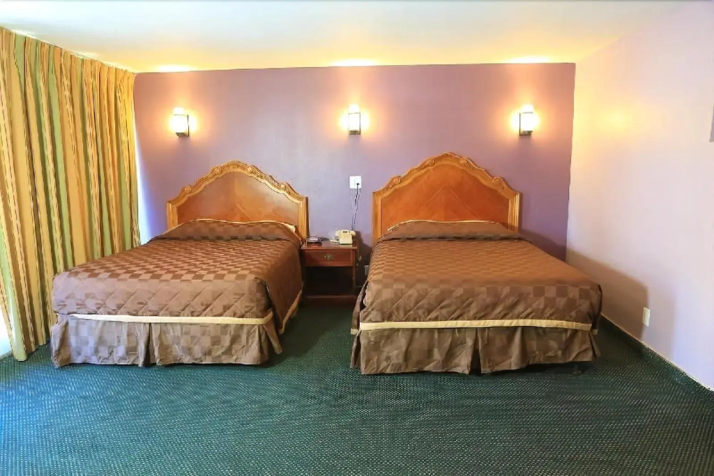 Valley Inn — photo 2