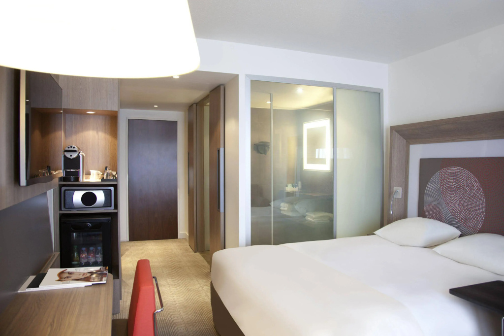 Novotel Paris Les Halles Hotel — photo 7