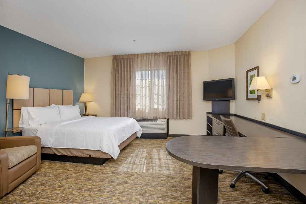 Sonesta Simply Suites Miami Airport Doral, photo 4