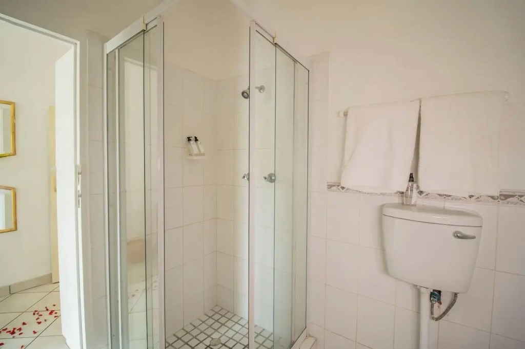 Broadway Guesthouse — photo 7