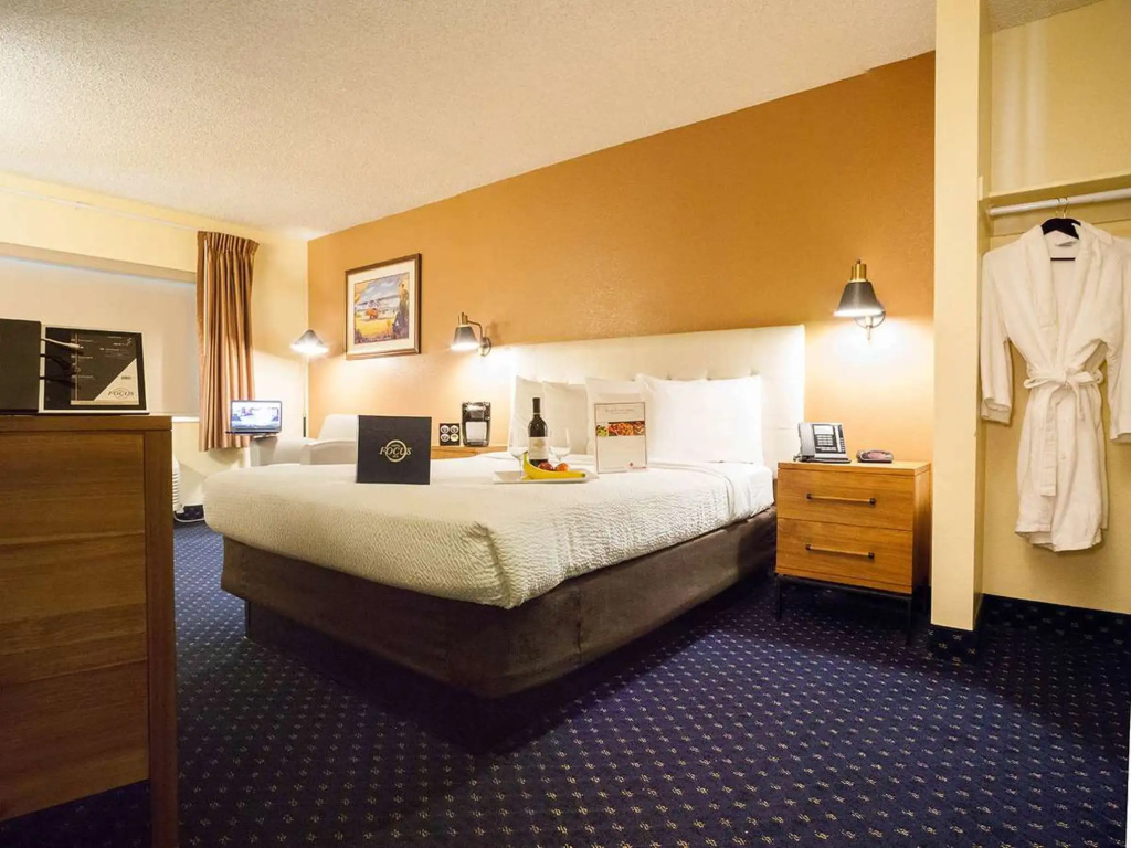 Hotel Focus SFO, photo 5