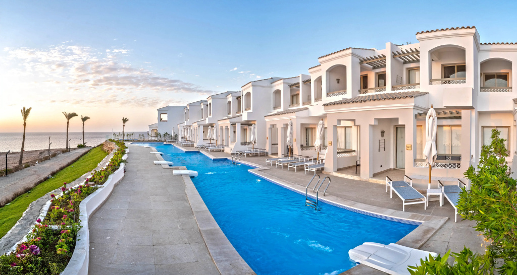 Invidia Coral Beach Tiran