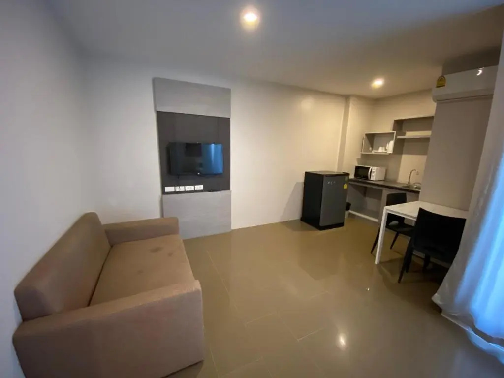 Rq Bangkok Sukhumvit 107 By Collection O, photo 5