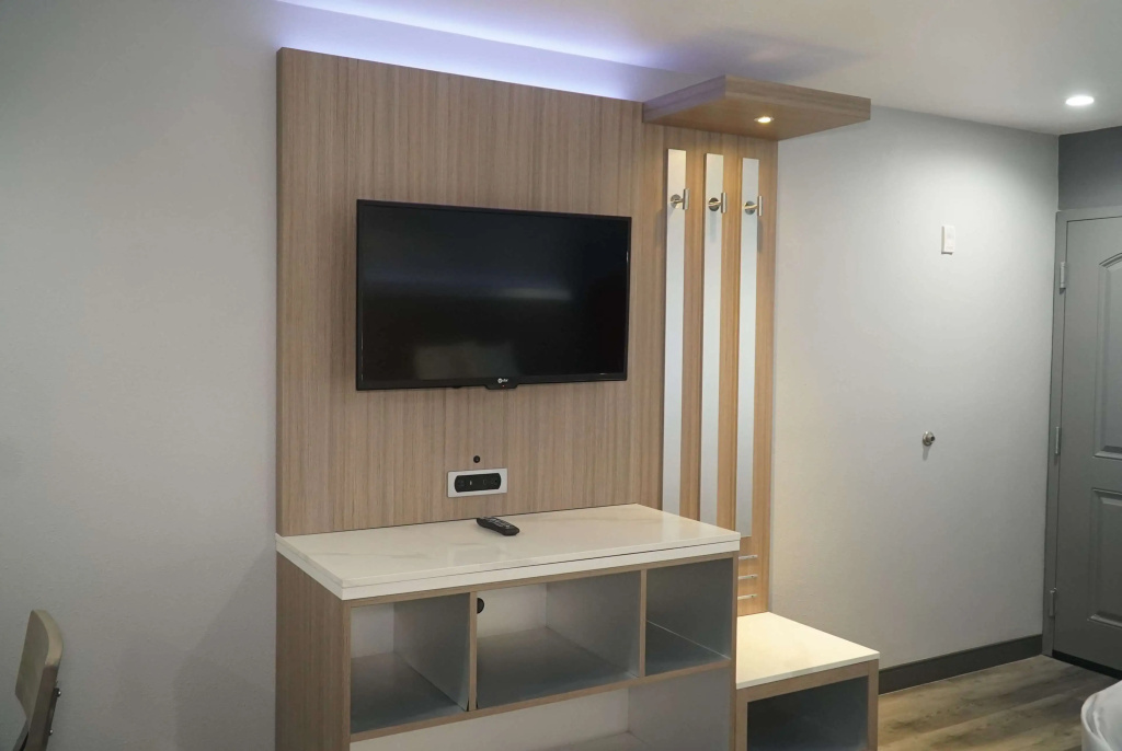 Travelodge by Wyndham Whittier — photo 5