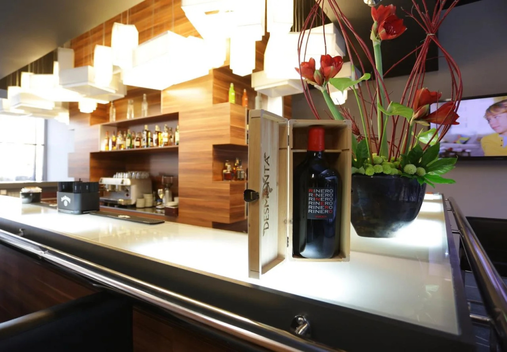 Warsaw Plaza Hotel — photo 2