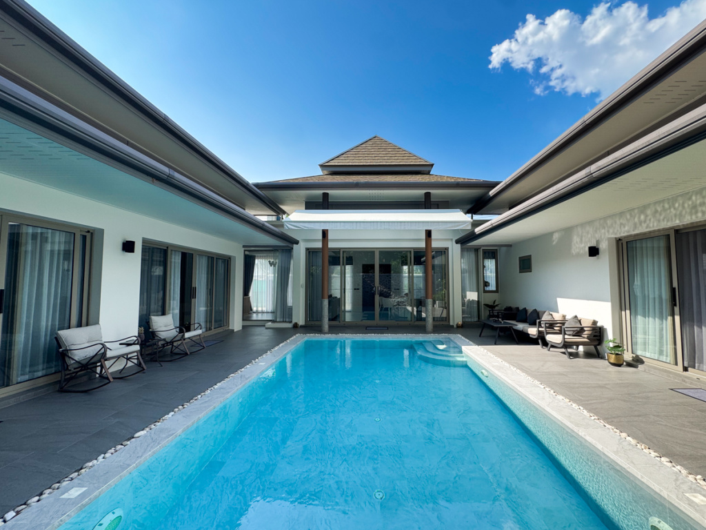 Luxury 3BR Private Pool Quiet Area Villa