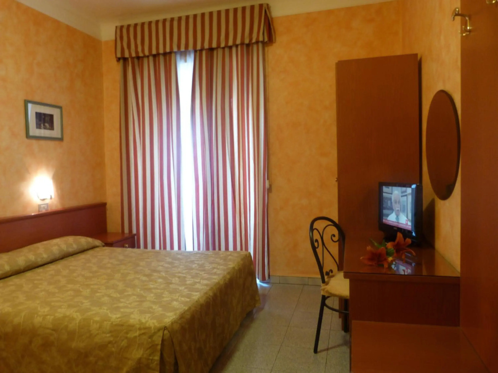 Hotel Aurora — photo 4