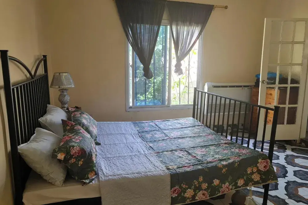 4 Bed House Sleeps 8 - Garden and Pets Welcome — photo 4
