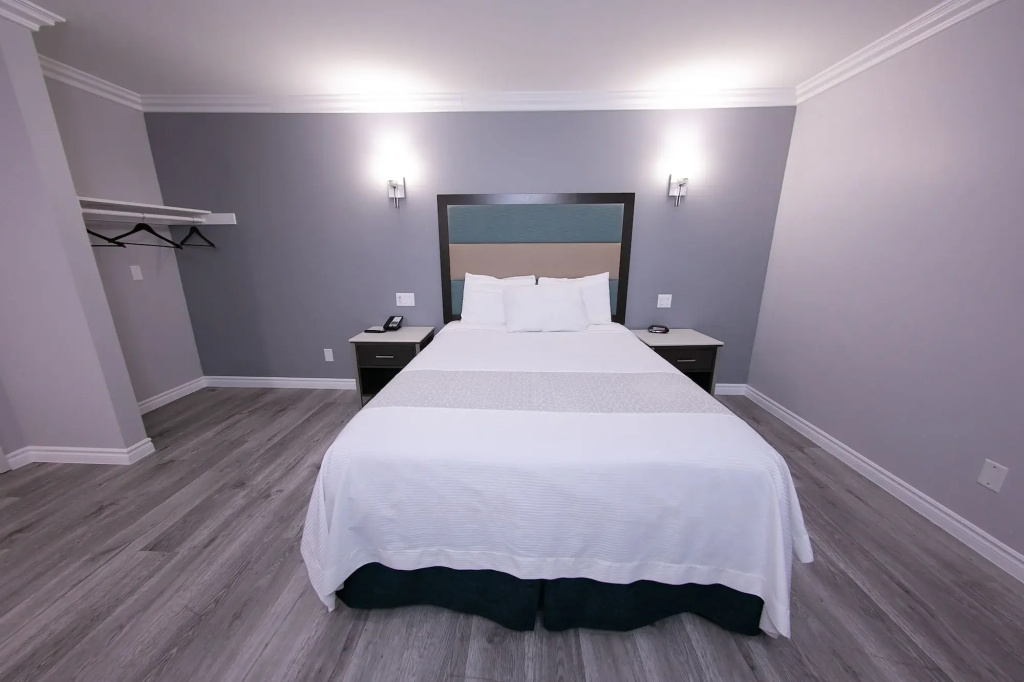 Travelodge Inn & Suites by Wyndham West Covina, photo 3