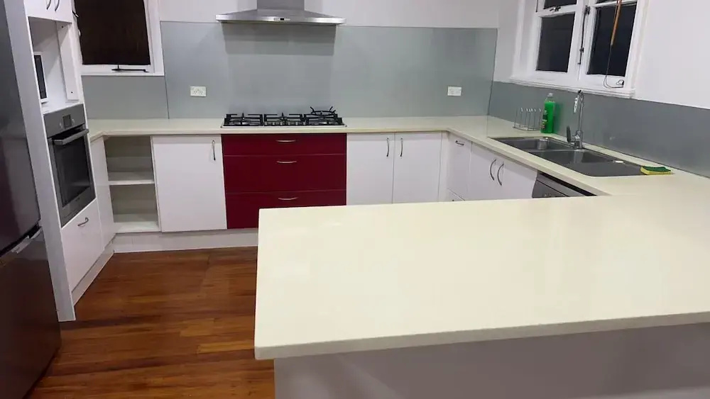 3 Bedroom House at 12 Phyllis St — photo 6