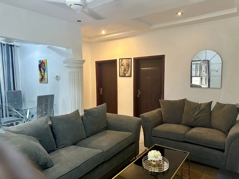 Star Light Apt #3 - The Retreat Apartments — photo 7