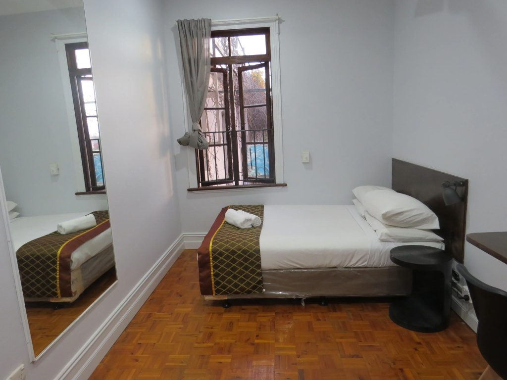 Australian sunrise Lodge Mini-Hotel — photo 8