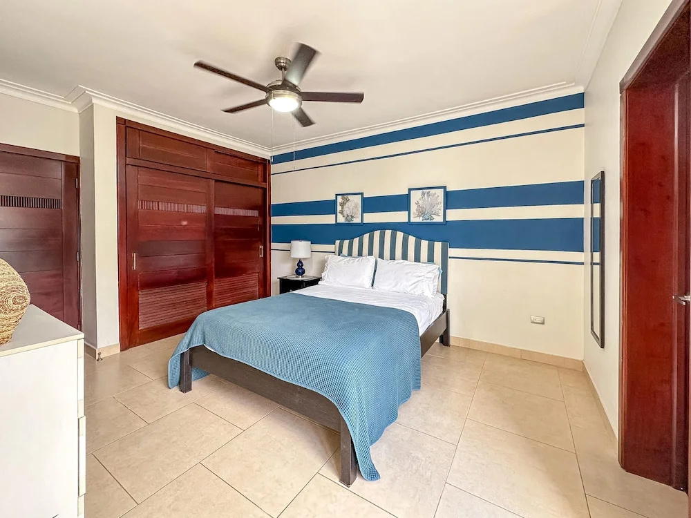 Beautiful 2 BR Apartment With BBQ, photo 3