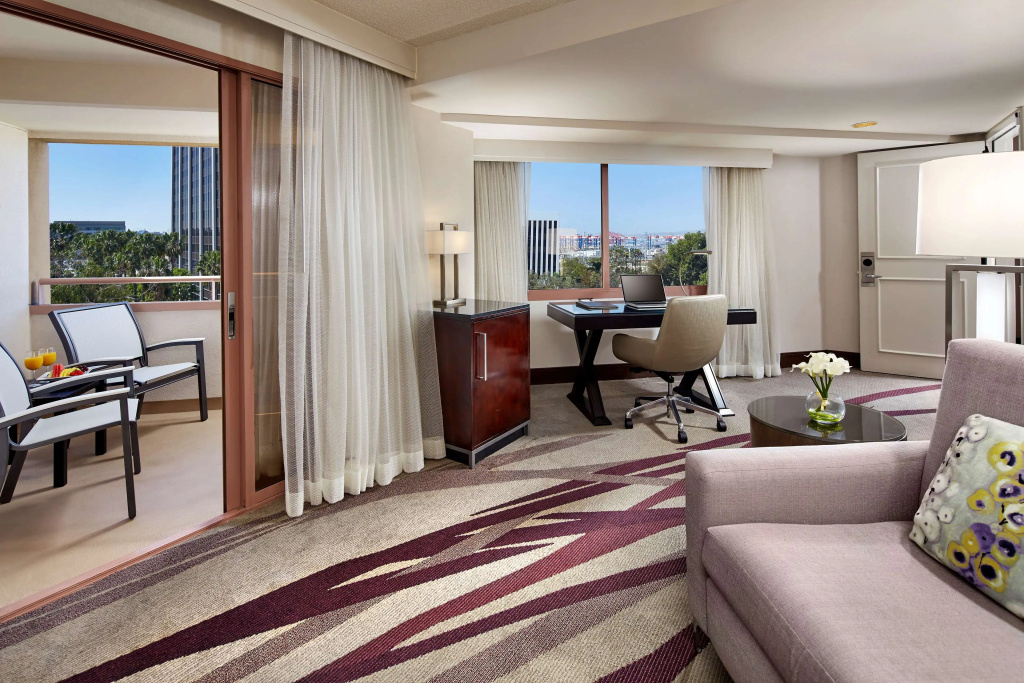 Hilton Long Beach Hotel — photo 8