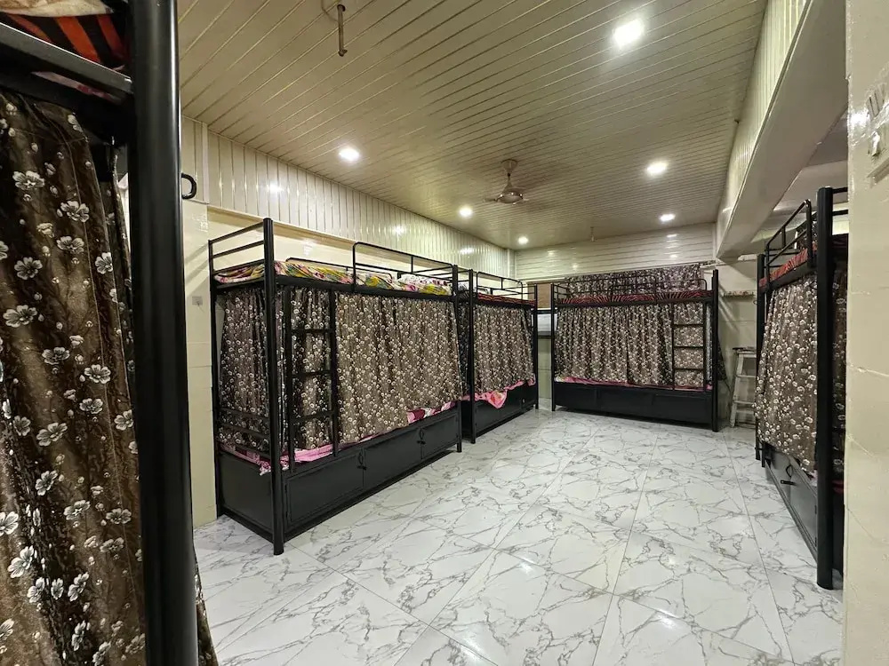 Balaji Dormitory In Andheri — photo 6