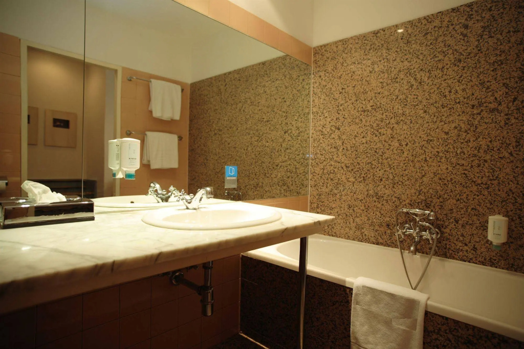 Hotel Kunsthof — photo 8