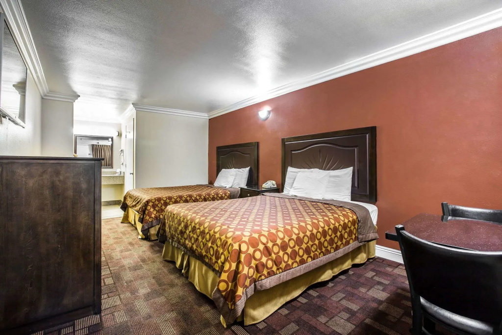 Pico Rivera Inn and Suites, photo 5