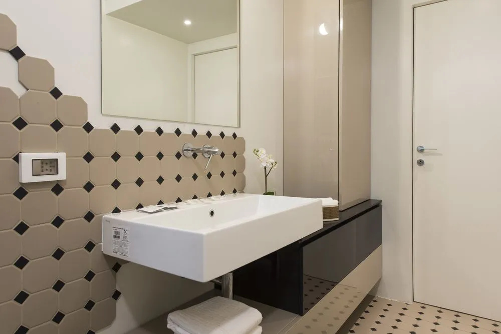 Mila Apartments Via Savona — photo 6